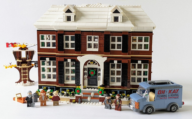LEGO Home Alone Exterior_113103783