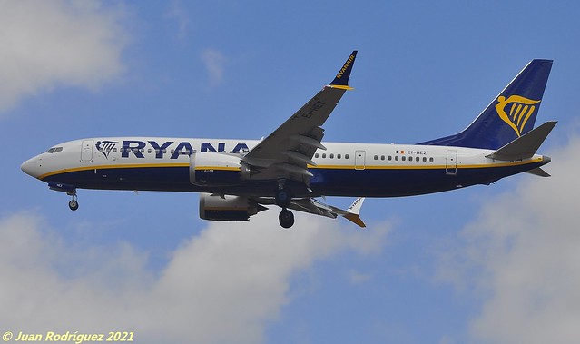 EI-HEZ - Ryanair - Boeing 737-8-200 MAX - PMI/LEPA