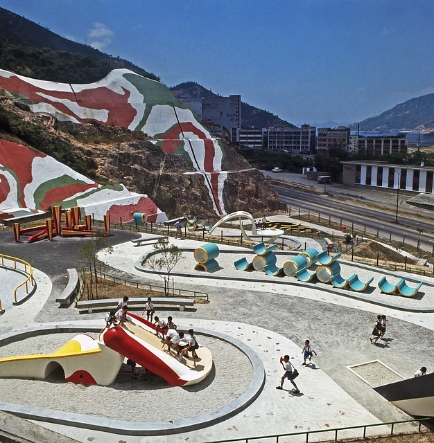 攝於1970年的石籬遊樂場全景（照片來源：香港特別行政區政府，由受訪者提供）