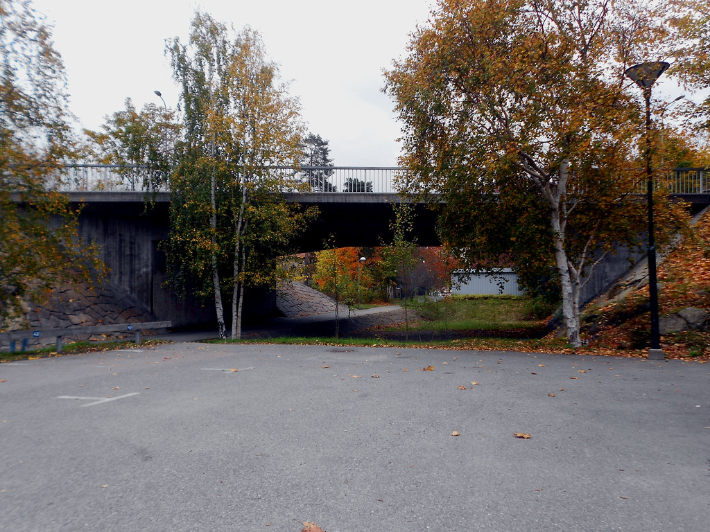 Южный Стокгольм. Осень в Bagarmossen.