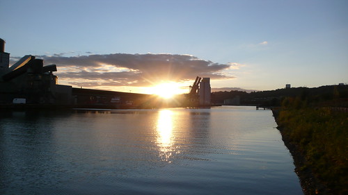 Rouen - 23 Octobre 2021 - Soleil couchant sur la Seine by jeanlouisallix, rouen seine maritime haute normandie france fleuve rivière cours deau nature soleil sunset soir refl