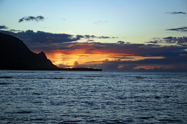 Kauai 10C-2R2 Sunset landscape at Hanalei Bay