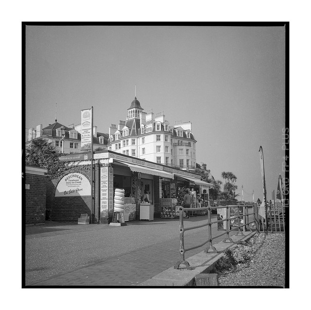 seafront_02