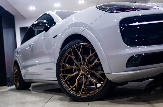 Porsche Cayenne | Concaver Wheels CVR1 Brushed Bronze