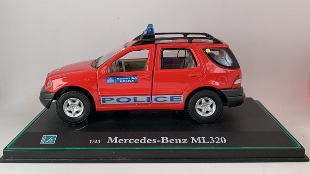 Cararama / Hongwell - Mercedes ML 320 - Metropolitan Police DPG - Miniature Diecast Metal Scale Model Emergency Services Vehicle
