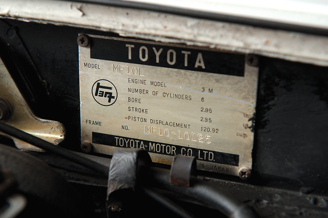 1967-Toyota-2000GT-Targa-_22