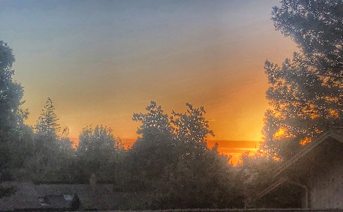 Sunrise this Morning by sjrankin, This morning's sunrise with a picturesque band of clouds.26october2021 edited stockton california no
