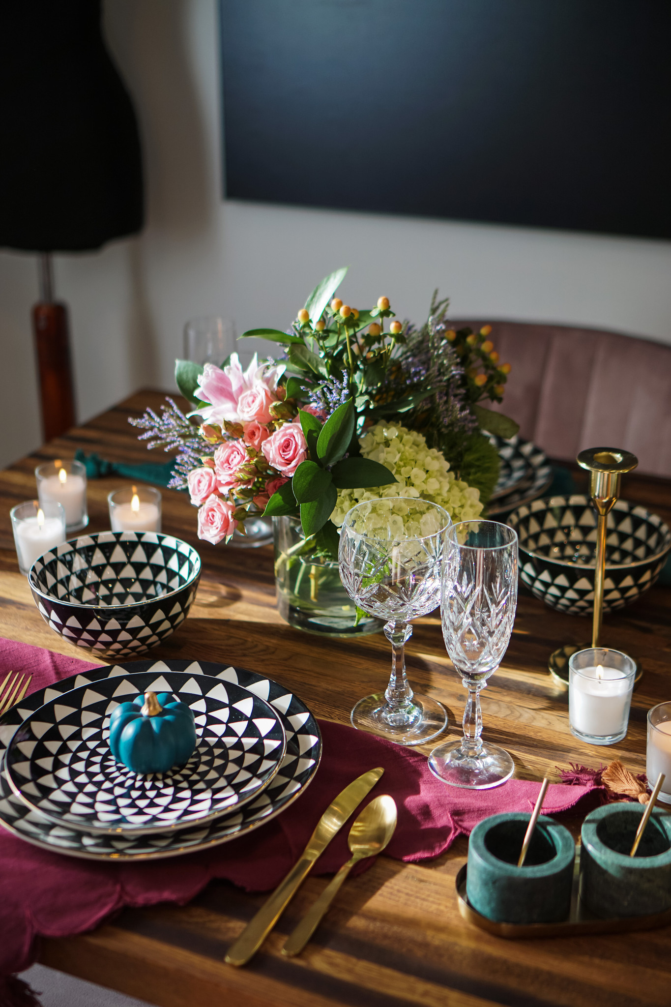 Fall Tablescapes featuring Fall Flowers, Gold Accents, Black & White Geometric Dishes | Boho Holiday Tablescapes | Fall Decor | Affordable Decor Ideas | Fall Table Centerpiece | Jewel Toned Table Settings