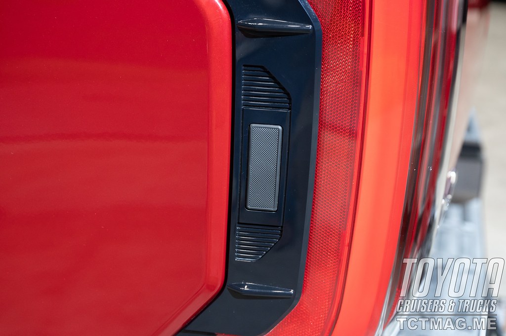 2022 Tundra : Want to lower the tailgate, but have your hands full? Just nudge this button with your elbow and the powered tailgate will drop open.