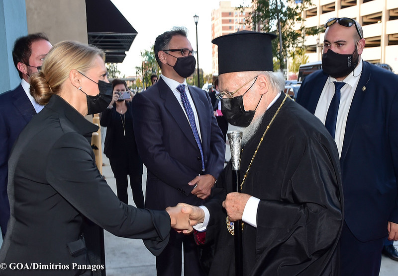 Oct. 27: Dinner in honor of His All-Holiness Hosted by Archon Merkourios and Libby Angeliades