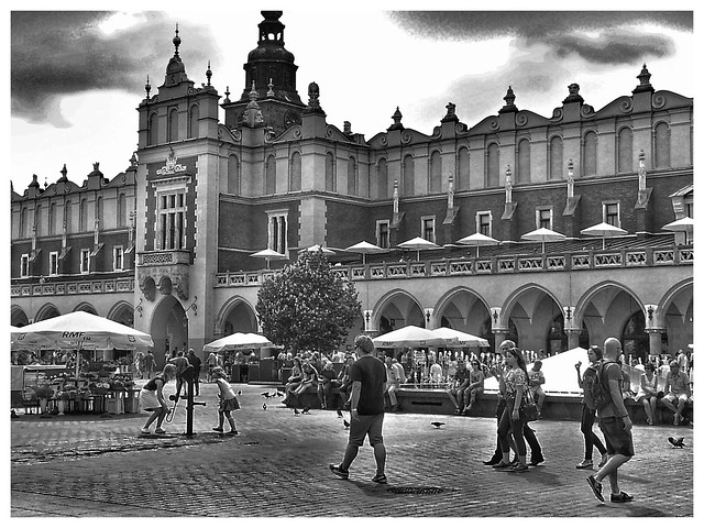 Krakow main square