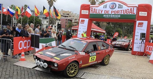 Alfa Romeo Alfetta GTV6 "Track-Days"  / 3,2 litres 24S  51639618694_789d35ed30