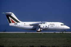 Alitalia Express (Azzurra) BAe 146-200 EI-CNK GRO 11/08/1998