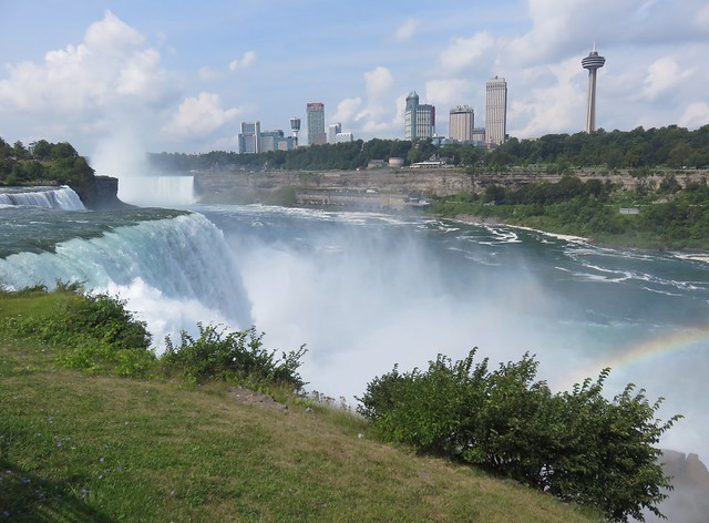 Niagara Falls (Niagara Falls, New York and Ontario)