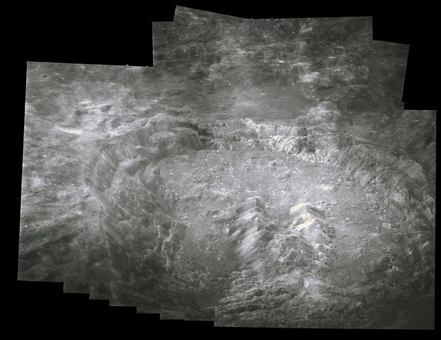 Apollo 10 : King Crater & Melt pools [Mosaic]