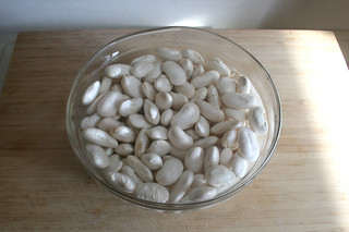 02 - Soaked beans / Bohnen eingeweicht