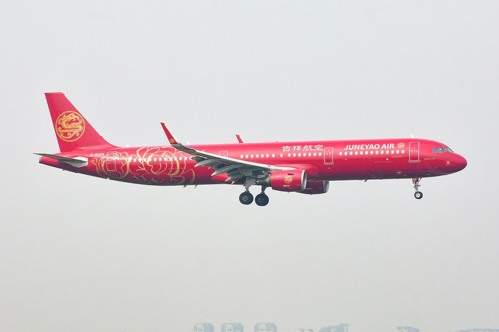 B-8068 #juneyaoairlines Red Moving China Livery #shanghai to #guangzhou #avgeek