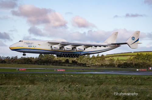 UR-82060 AN-225 at Shannon | by Paul J Harvey