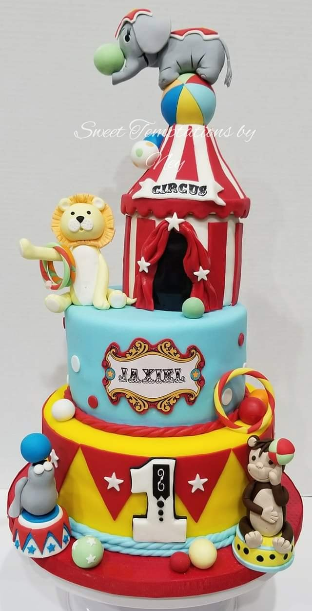 Cake from Sweet Temptations by Ney