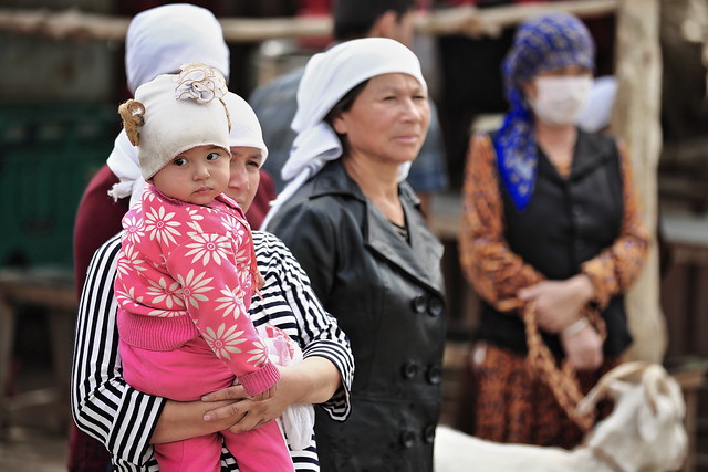 Group of Uyghur women attending the Livestock Market. Hotan-Xinjiang-China-0161