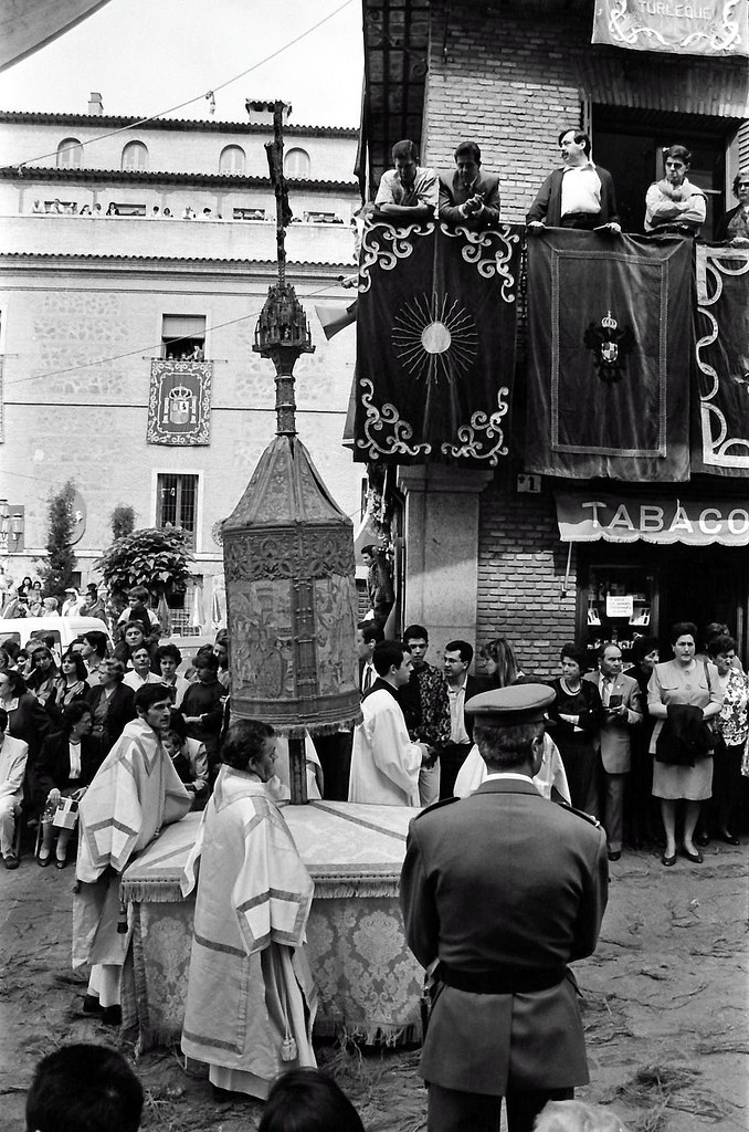 Procesión del Corpus Christi en 1992. Fotografía de Miguel Ángel García Olmo (MAGO)