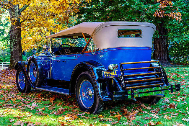 1928 Packard Phaeton Model 443--60.jpg