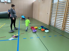 Stapelsteinlektion MuKi-VaKi-Turnen