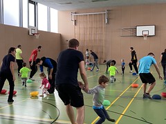 Stapelsteinlektion MuKi-VaKi-Turnen