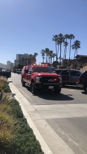 Long Beach Lifeguard Responding C3