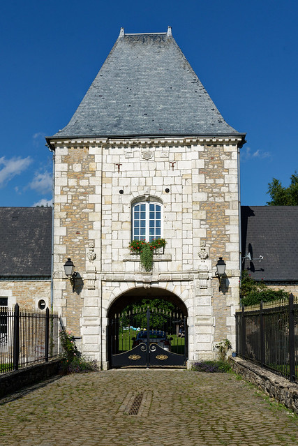 Maison forte de Fontenelle à Antheny - Ardennes