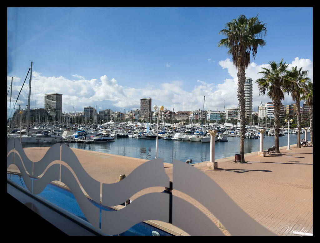 Vistas del puerto desde Restaurante Dársena de alicante