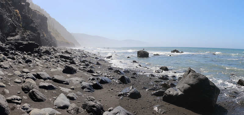 Hiking the low-tide-only section of Lost Coast Trail south of Miller Flat - there was no inland trail along here