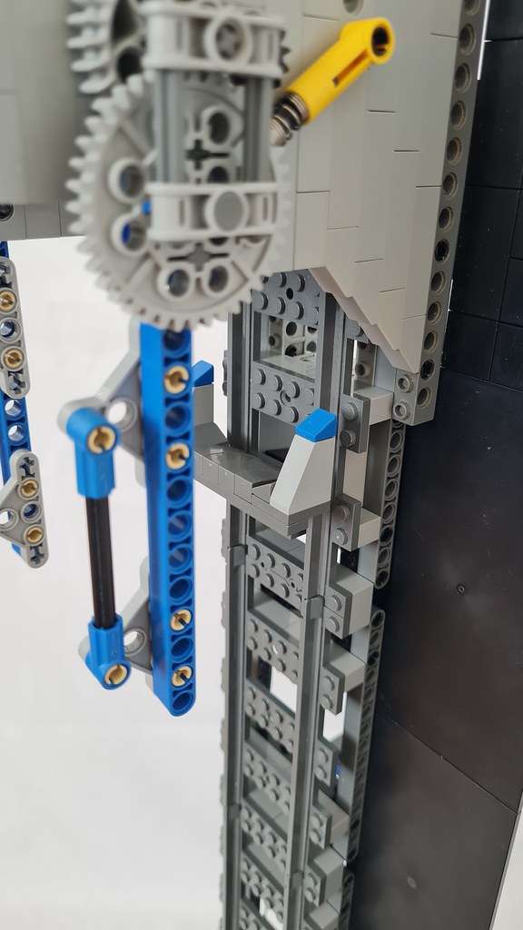 Lego GBC Vertical Train Module