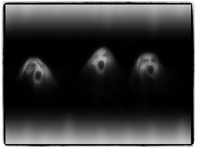 Halloween 1 - The Ghostly Chorus