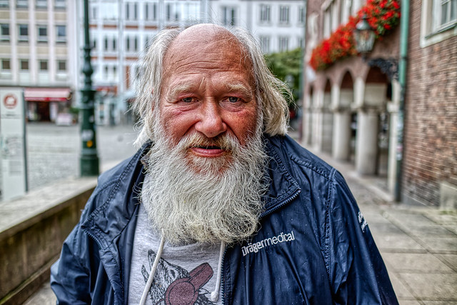 THE OLD HOMELESS MAN