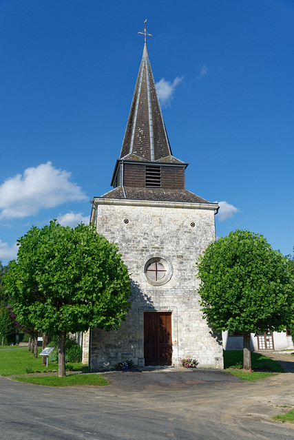 Eglise fortifiée de Bossus lès Rumigny - Ardennes