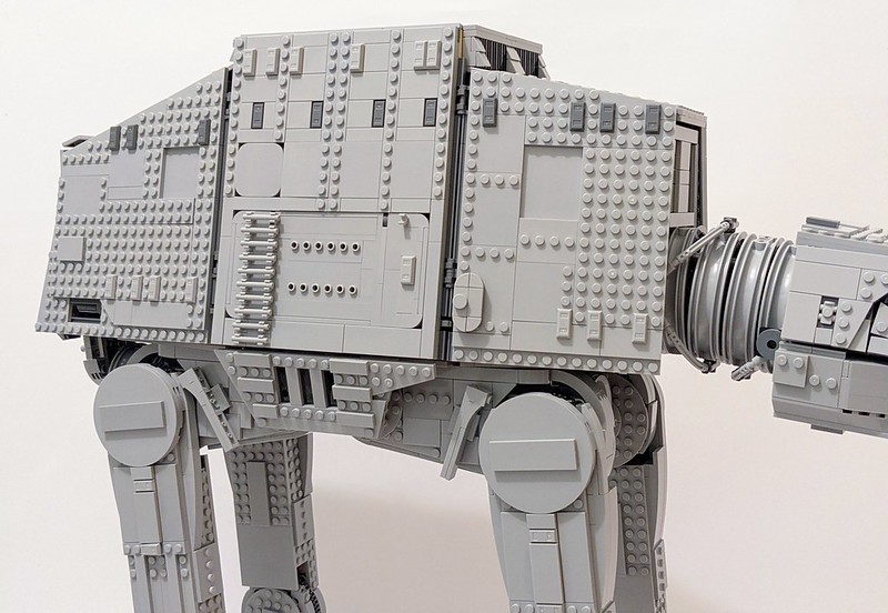 LEGO Star Wars AT-AT Review_213021564