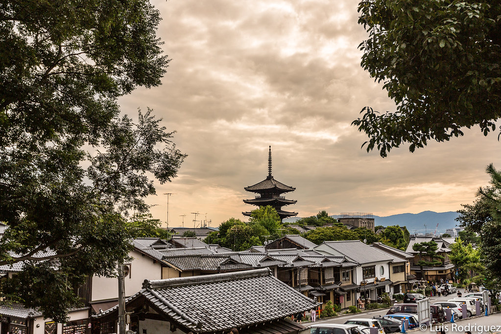 Pagoda Yasaka, entre el ambiente tradicional de Higashiyama