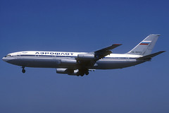 Aeroflot IL-86 RA-86103 BCN 22/07/2000