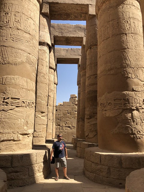 Sele en la Sala hipóstila del templo de Karnak (Luxor, Egipto)