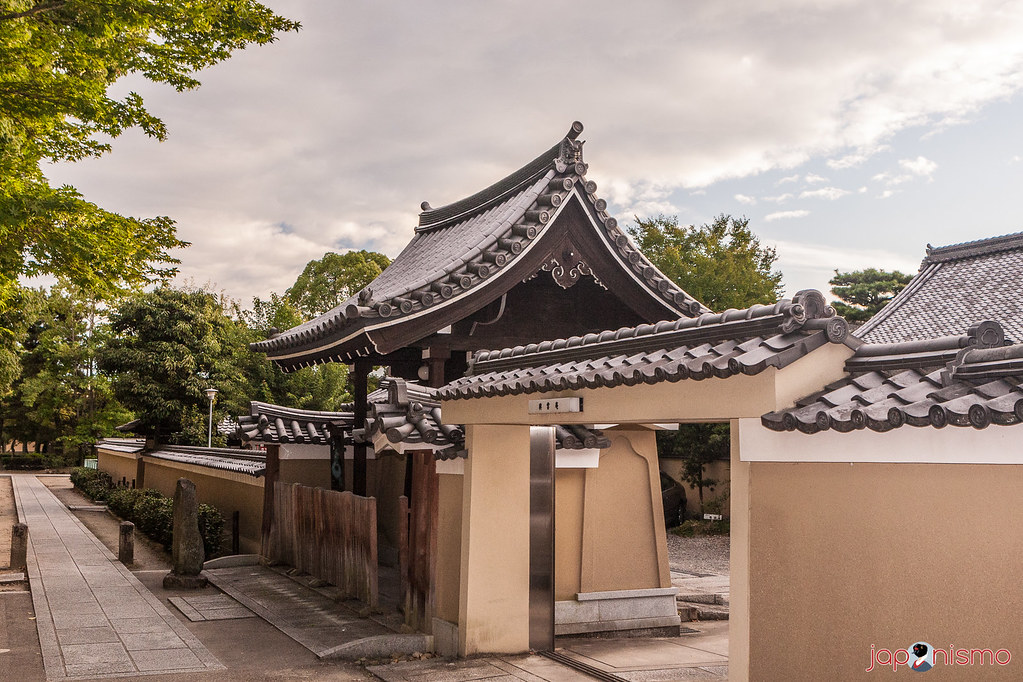 Exterior del templo Kennin-ji de Gion