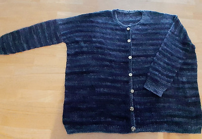 Jocelyne (jocblais) finished her Elton by Joji Locatelli for the Joji Fall KAL 2021 using Lichen and Lace fingering and Marsh Mohair.