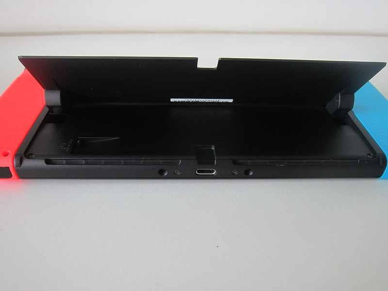 Nintendo Switch (OLED Model) - Ports