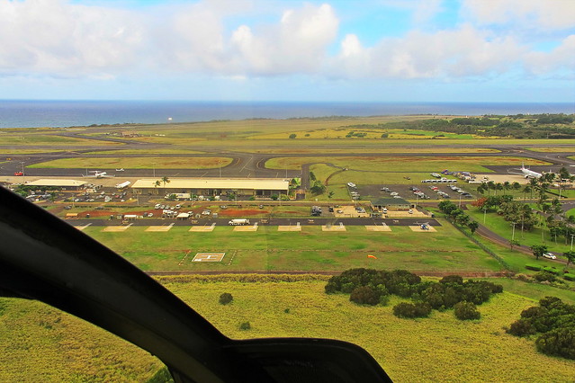 Final approach - Lihue Airport - Blue Hawaiian Helicopter tour - Kauai