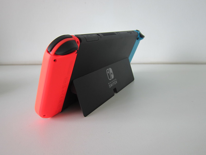 Nintendo Switch (OLED Model) - Kick Stand