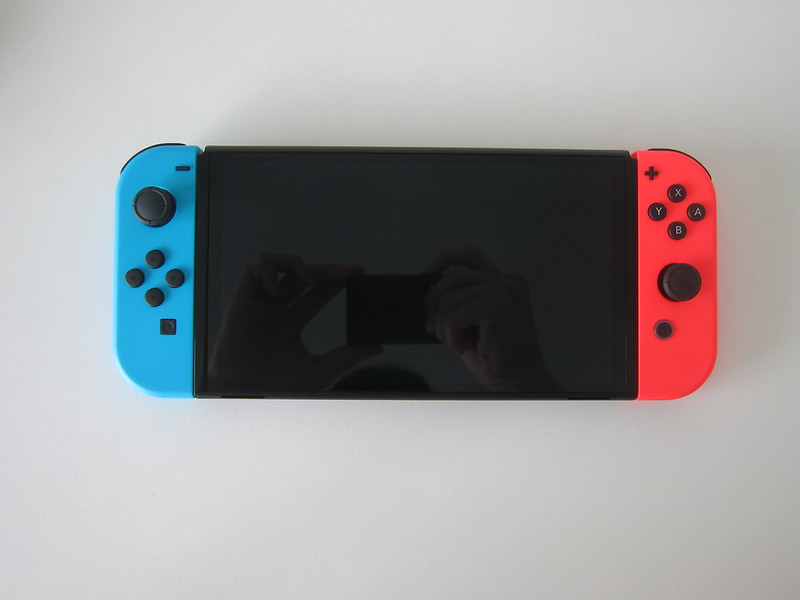 Nintendo Switch (OLED Model) - Front