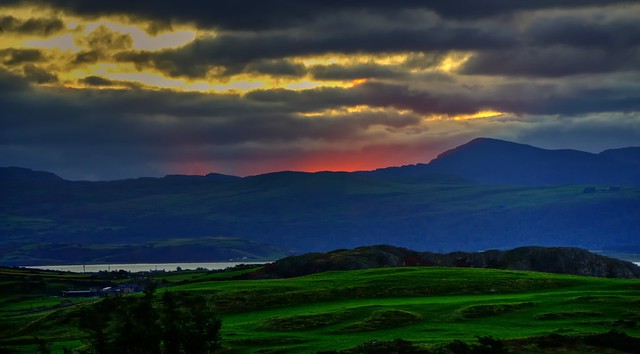 Sunrise over the Welsh mountains....(on explore)