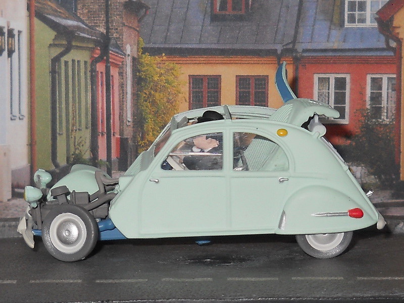 Citroën 2CV Belge – Tintin