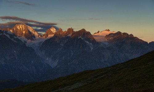 mountains alps sunrise switzerland france glaciers aiguilles argentière chardonnet