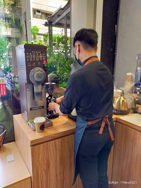 瑰夏咖啡南京復興店，Geisha Coffee shop, Nanging Fushin branch,  Taipei, Taiwan, SJKen, Nov 11, 2021.
